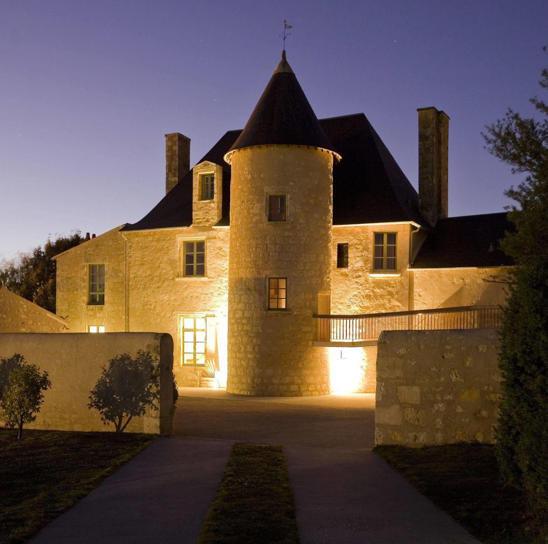 Hotel Domaine Du Normandoux, The Originals Relais Tercé Exterior foto